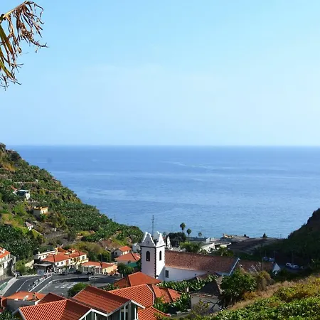 Sea & Mountain Holiday home *